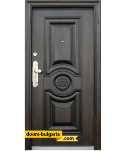 Блиндирана входна врата модел 539