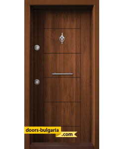 Блиндирана входна врата модел T-102, панел ZLATEN DIB